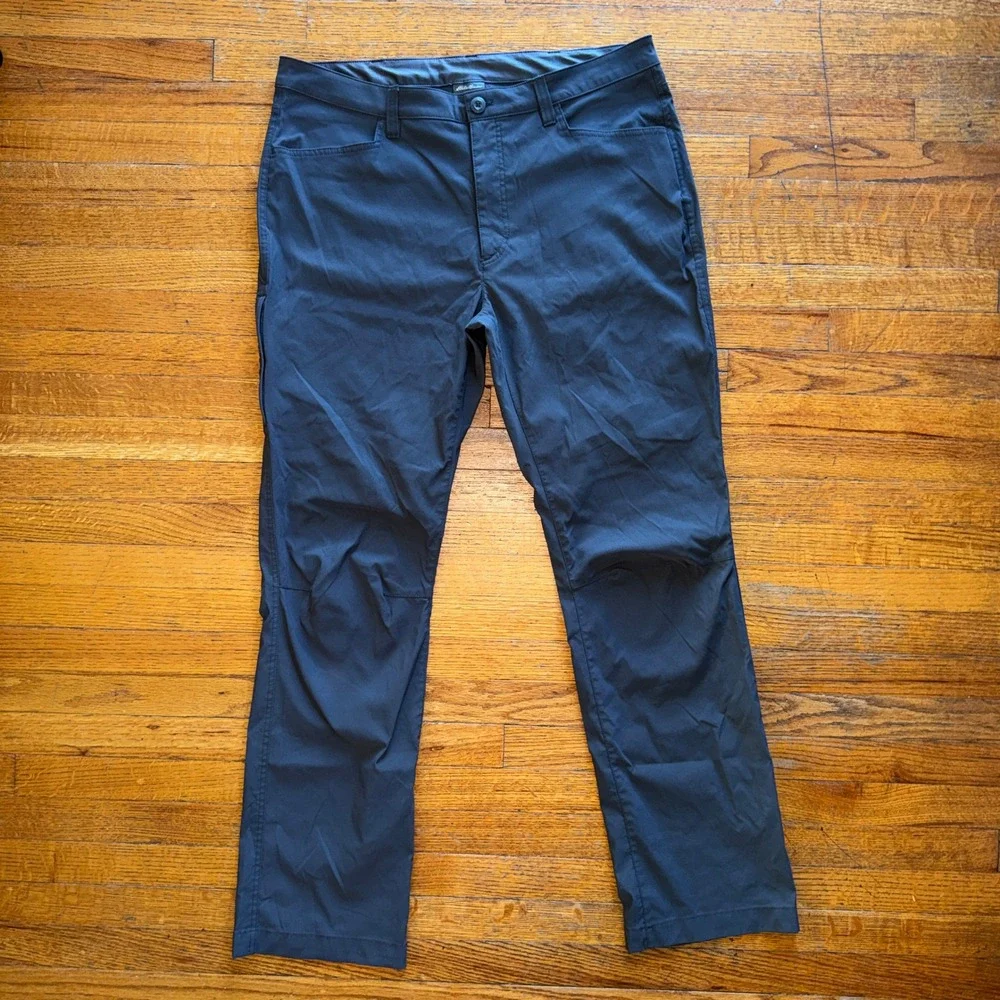 Eddie Bauer Horizon Guide Chino Pants Mens 36x32 Gray Stretch Hiking Travel
